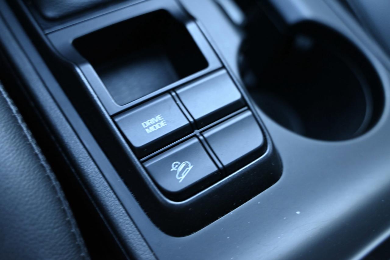 2020 Hyundai Tucson 1-OWNER/ ONLY 33000 KILO WOW/ NO ACCIDENTS/AWD Photo