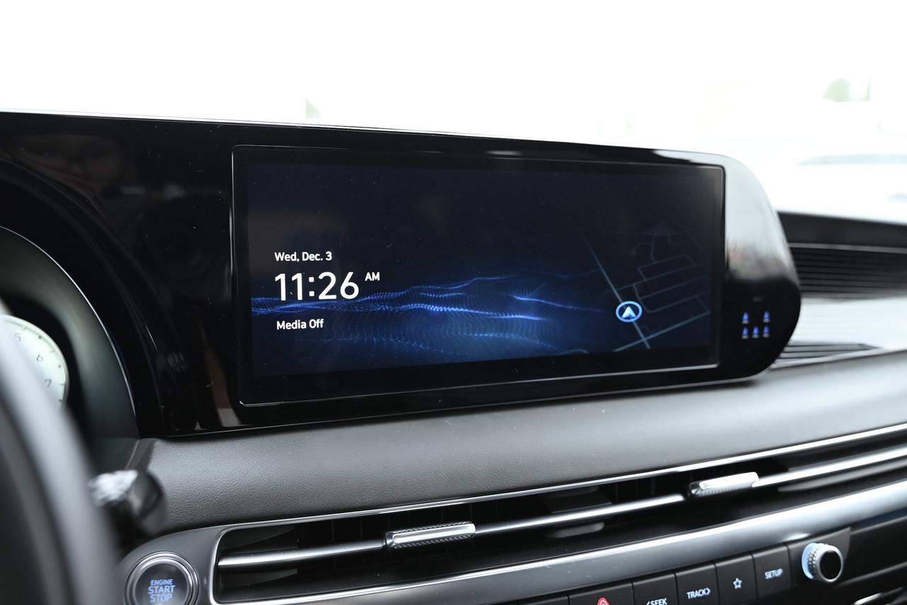 2025 Hyundai PALISADE / 1-OWNER Ultimate Calligraphy 7-Passenger Photo