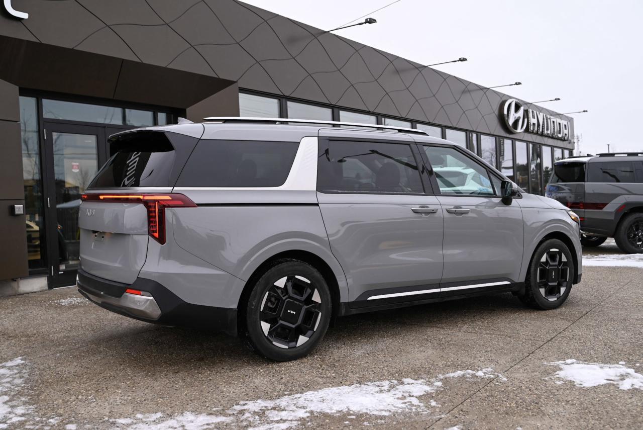 2025 Kia Carnival 8 RIDER/ EX PKG/ Power Doors/ Fully loaded/ Leathe Photo