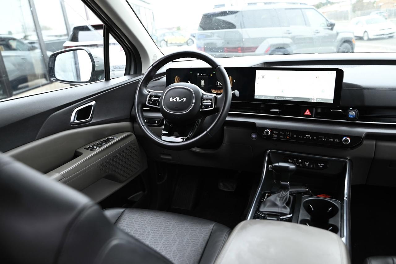 2025 Kia Carnival 8 RIDER/ EX PKG/ Power Doors/ Fully loaded/ Leathe Photo