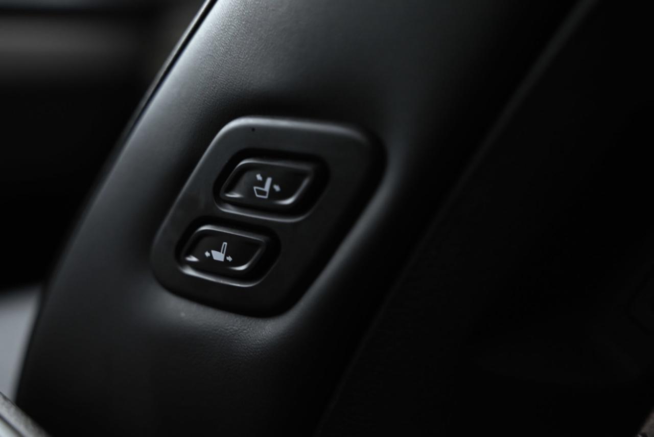 2025 Kia Carnival 8 RIDER/ EX PKG/ Power Doors/ Fully loaded/ Leathe Photo