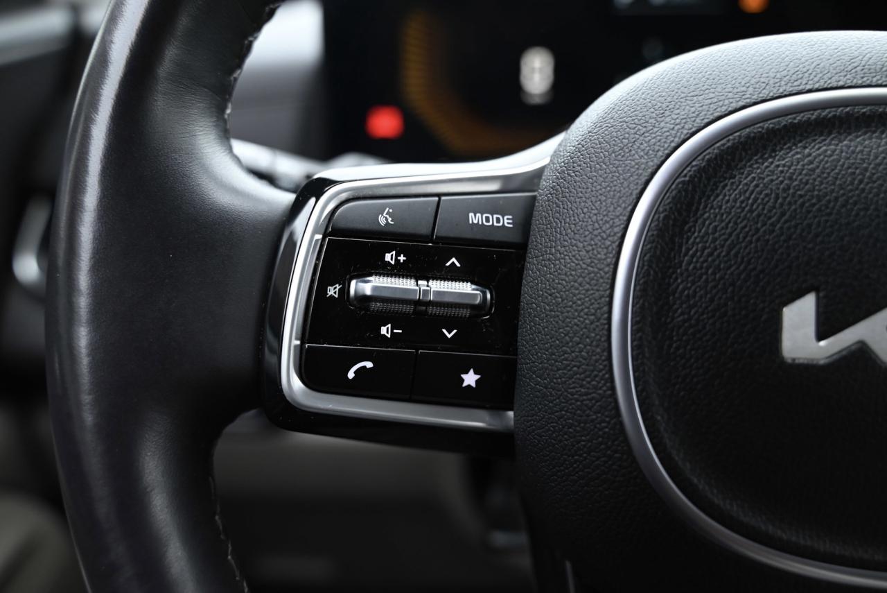 2025 Kia Carnival 8 RIDER/ EX PKG/ Power Doors/ Fully loaded/ Leathe Photo