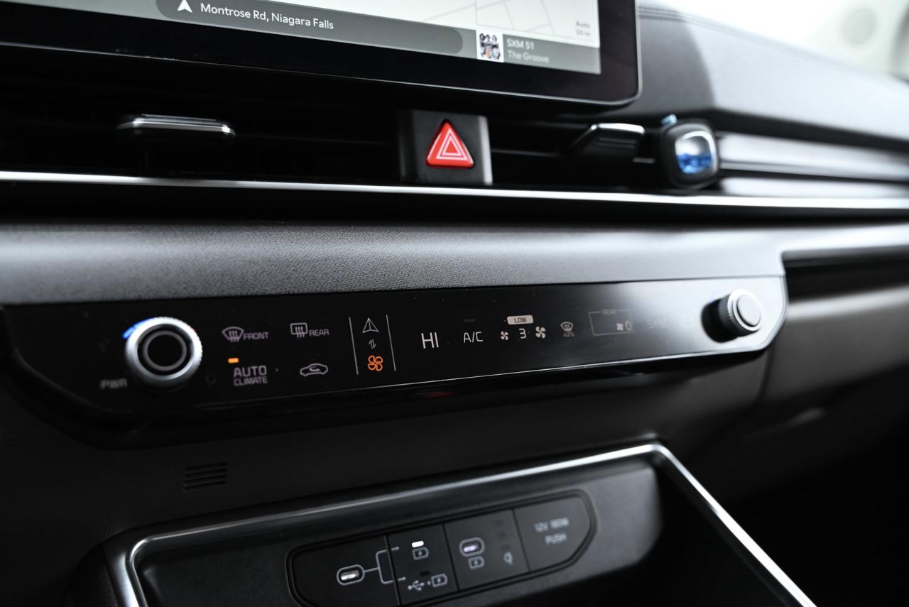 2025 Kia Carnival 8 RIDER/ EX PKG/ Power Doors/ Fully loaded/ Leathe Photo