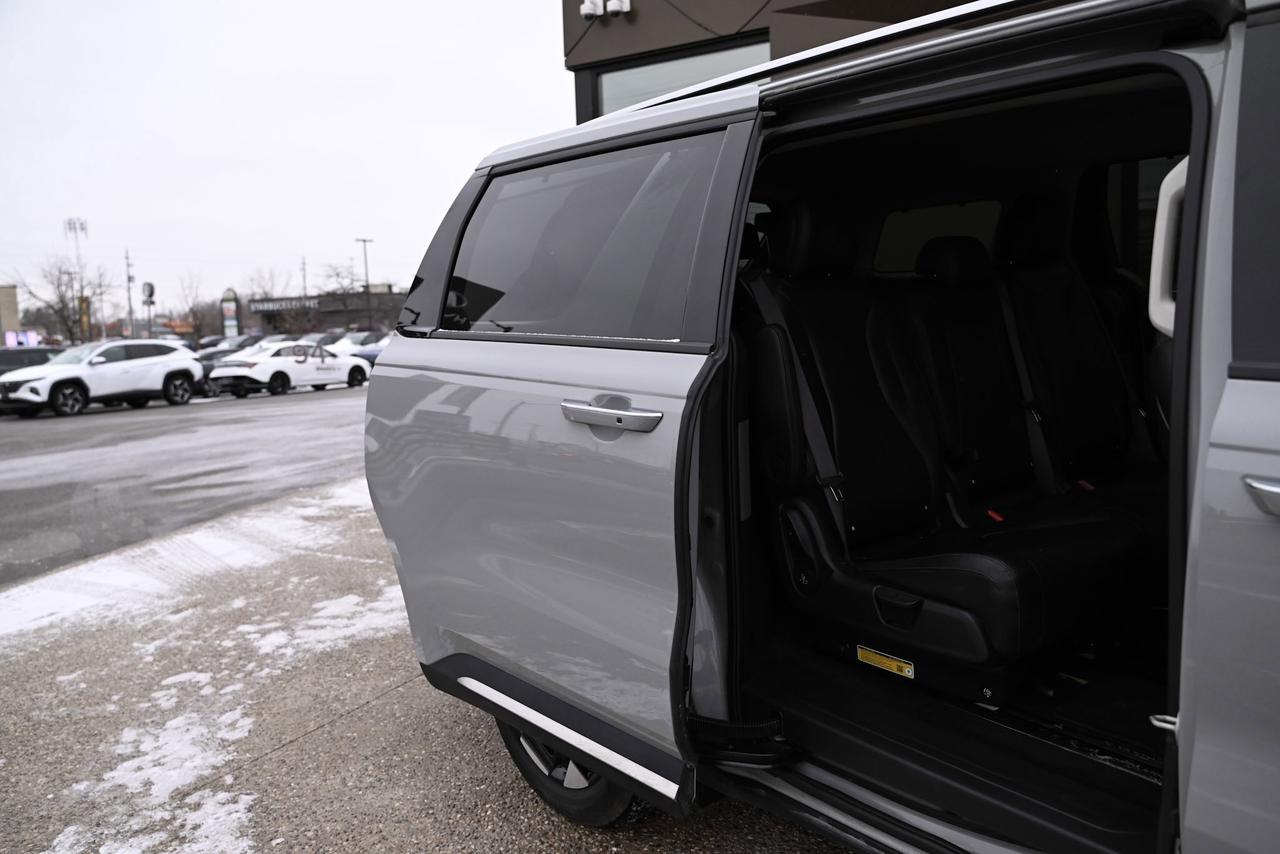 2025 Kia Carnival 8 RIDER/ EX PKG/ Power Doors/ Fully loaded/ Leathe Photo