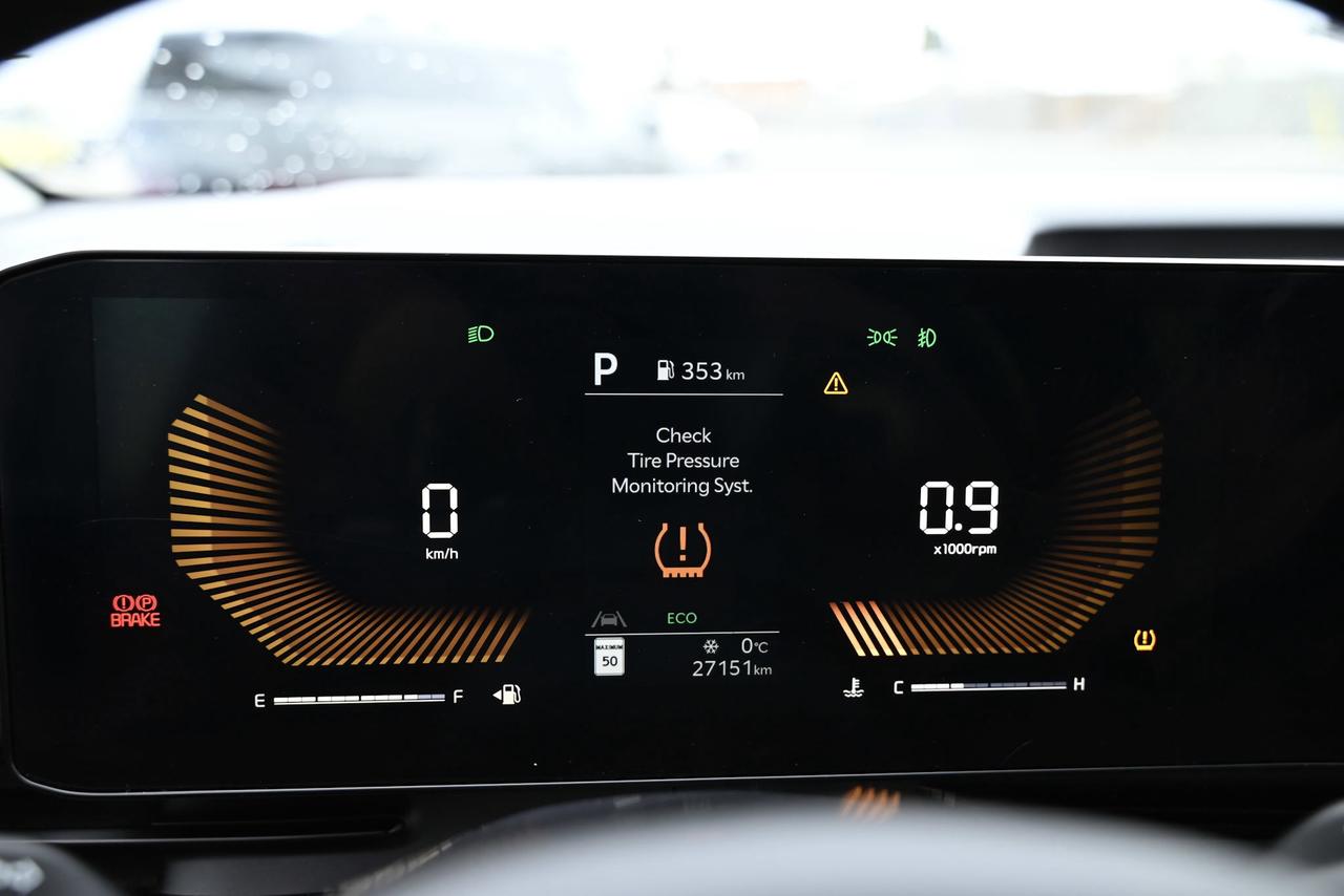 2025 Kia Carnival 8 RIDER/ EX PKG/ Power Doors/ Fully loaded/ Leathe Photo