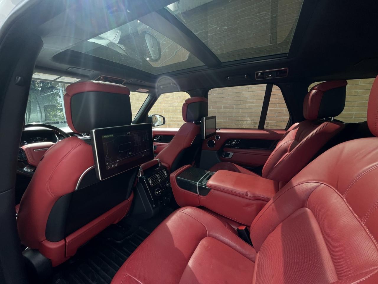 2020 Land Rover Range Rover P525 Autobiography Pearl White with Red Leather Fu Photo