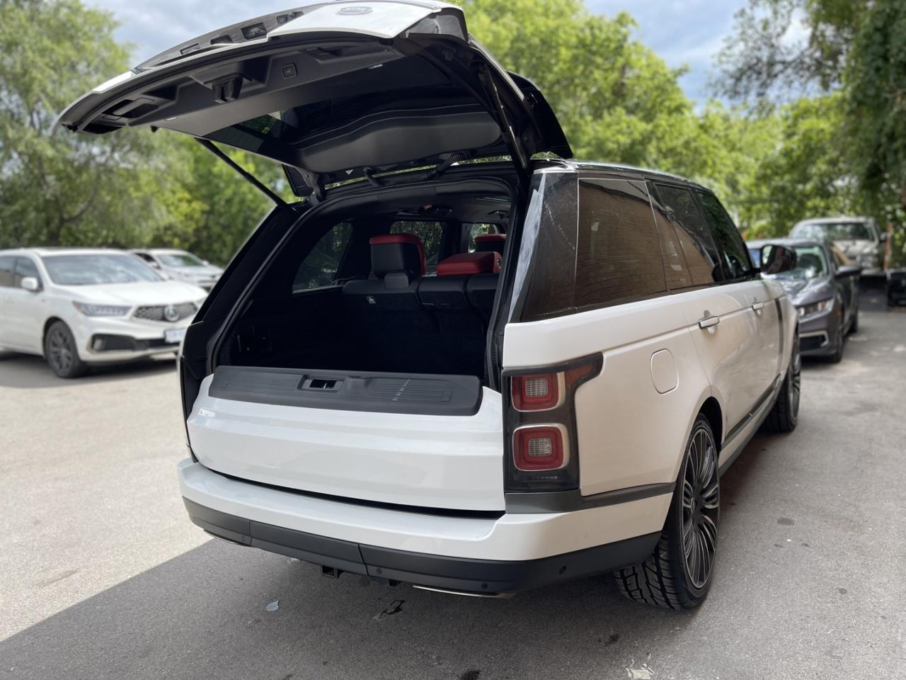 2020 Land Rover Range Rover P525 Autobiography Pearl White with Red Leather Fu Photo