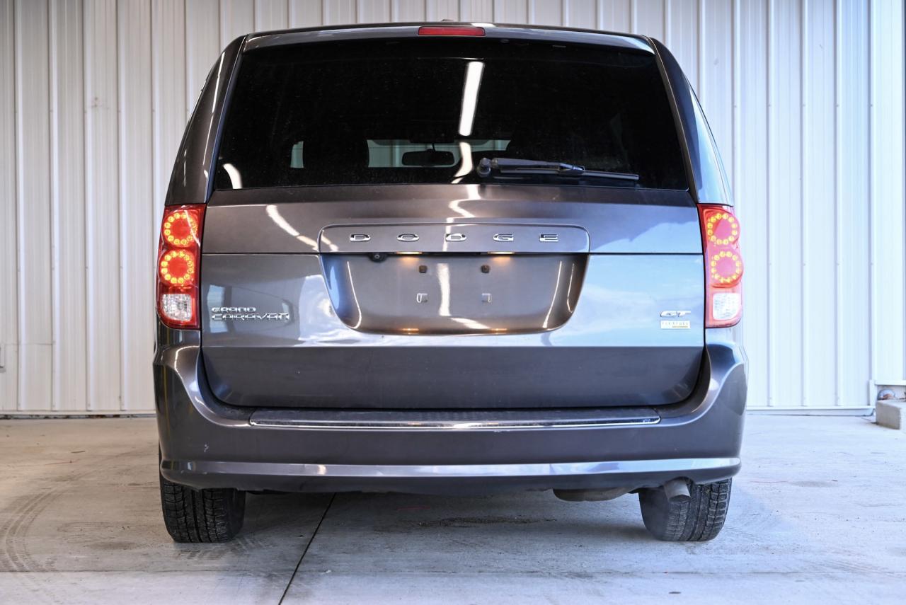 2017 Dodge Grand Caravan GT/ Leather/ Rear heat and A/C/ fully loaded/ 7 Se Photo3