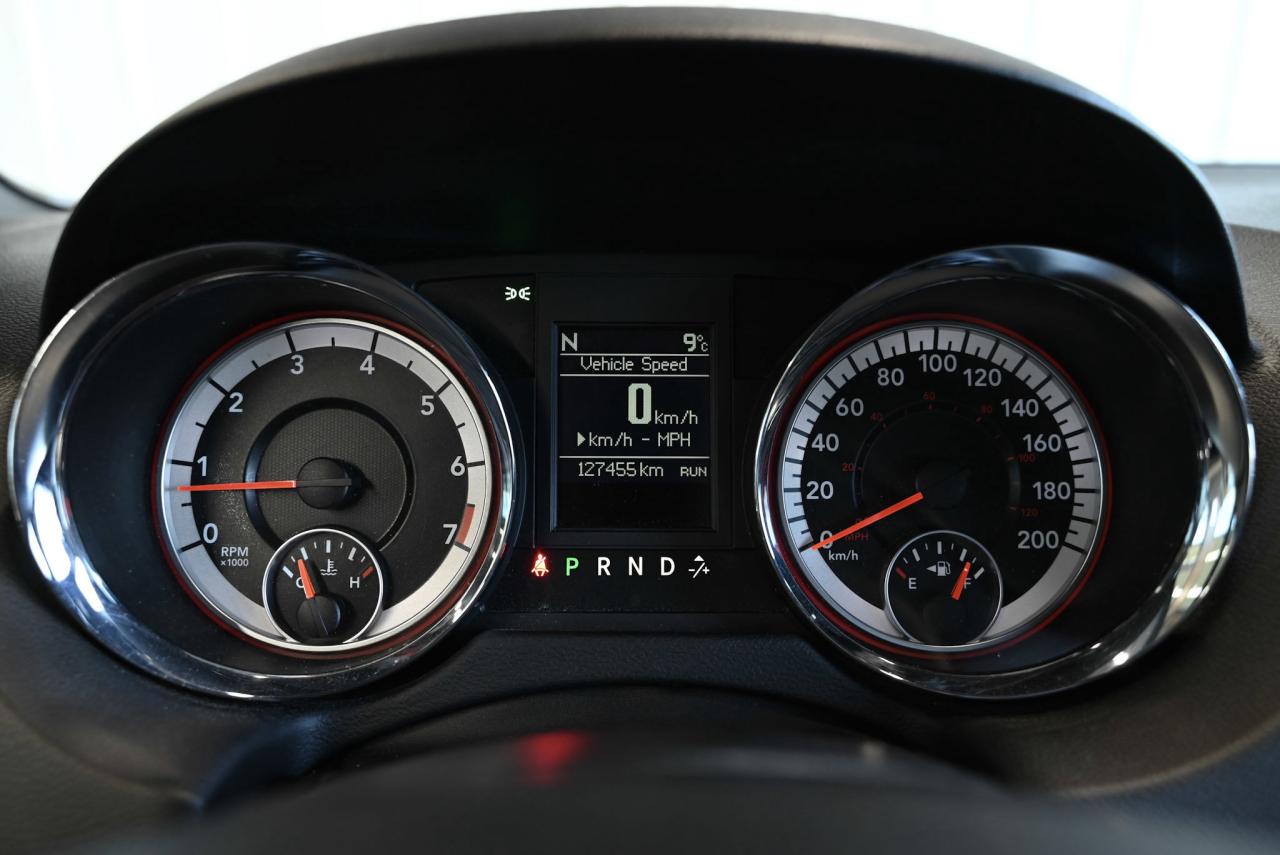 2017 Dodge Grand Caravan GT/ Leather/ Rear heat and A/C/ fully loaded/ 7 Se Photo