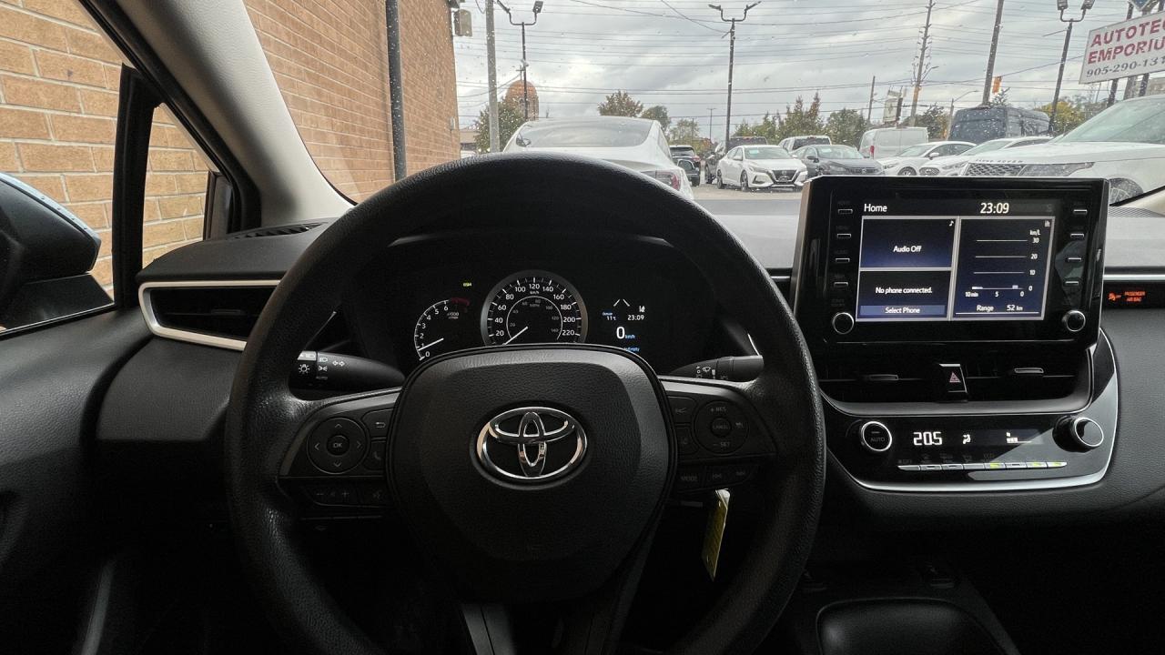 2021 Toyota Corolla LE   Htd Seats   Rev Cam   Lane Dep Photo