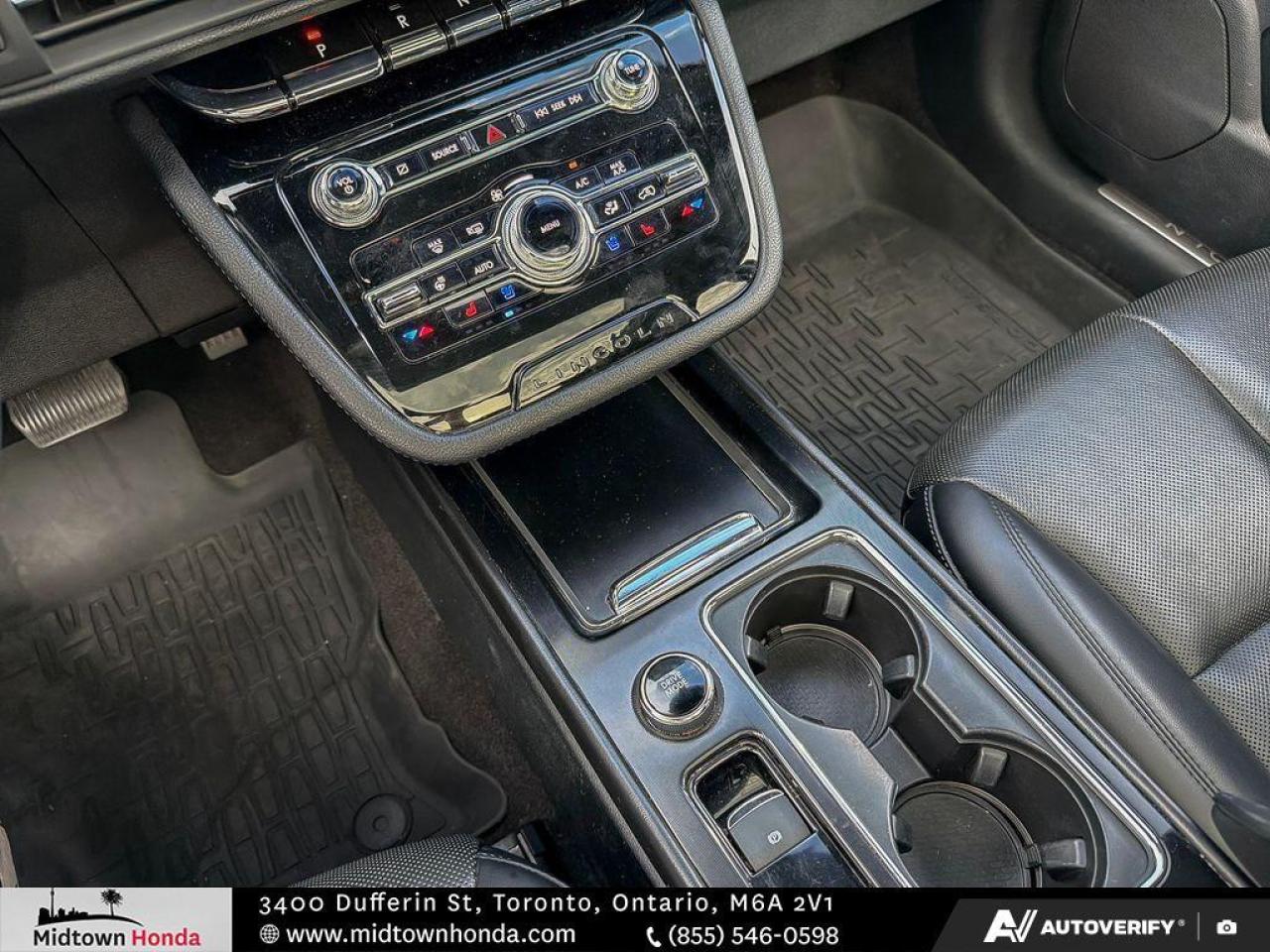 2021 Lincoln Corsair *LOADED / LOW KM / MOONROOF* Photo