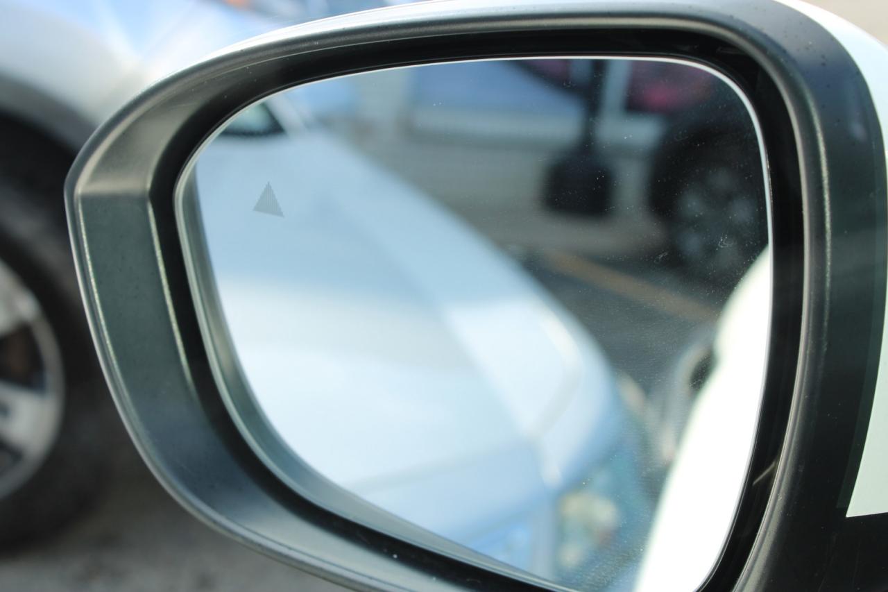 2022 Nissan Rogue S   AWD   CAMERA   $81/WEEKLY Photo