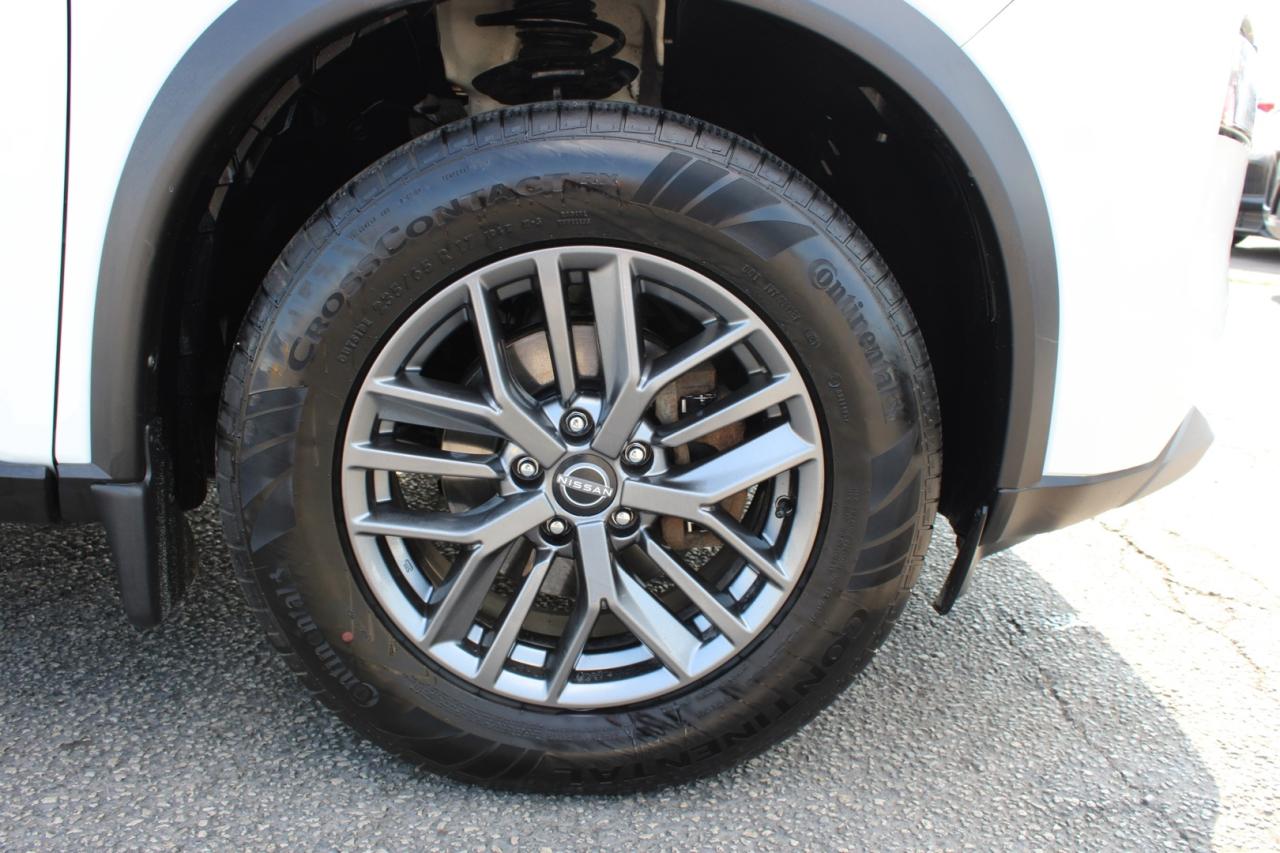 2022 Nissan Rogue S   AWD   CAMERA   $81/WEEKLY Photo