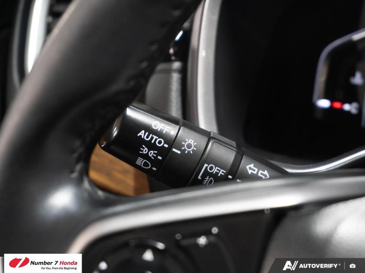 2021 Honda CR-V Touring *EXTENDED FACTORY WARRANTY Photo