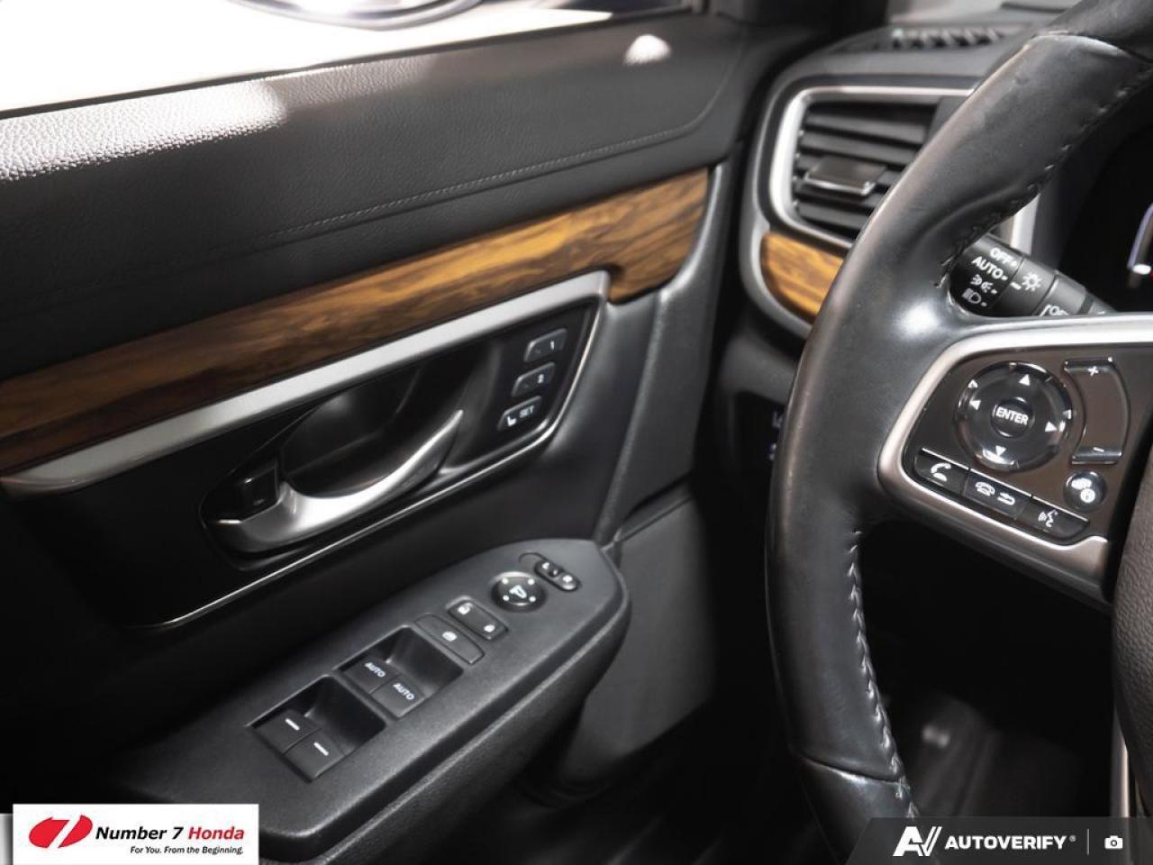 2021 Honda CR-V Touring *EXTENDED FACTORY WARRANTY Photo