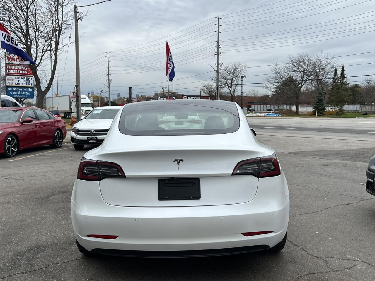 2021 Tesla Model 3 SR PLUS Pearl White Pano Roof / Leather / Blind Sp Photo
