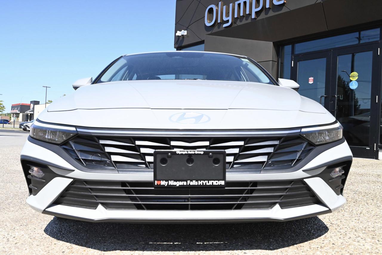 2025 Hyundai Elantra PREFERRED TECH/ SUNROOF/ DUAL 10.25 SCREEN W/ NAVI Photo