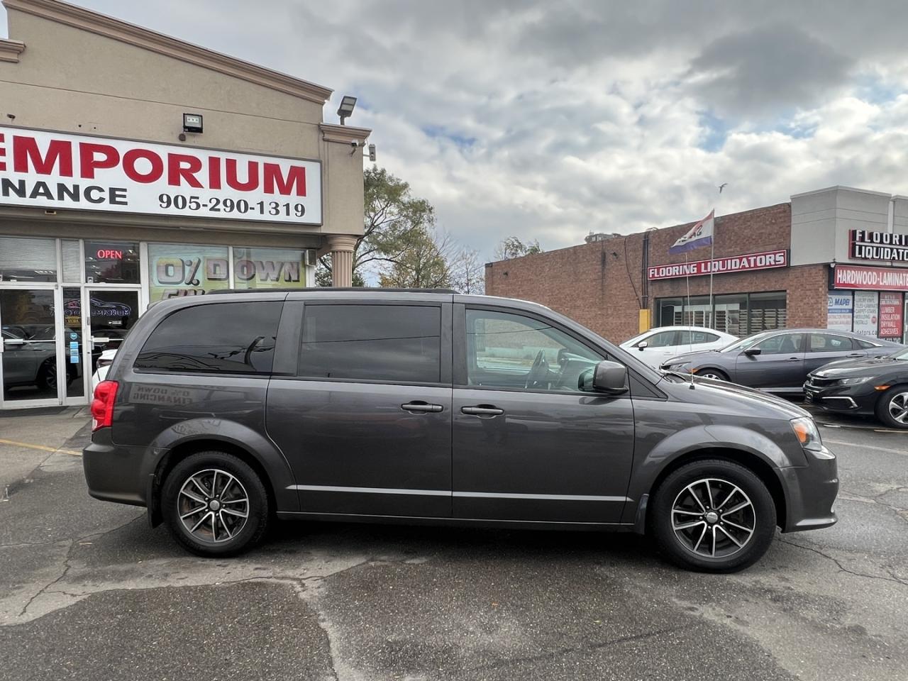 2019 Dodge Grand Caravan GT   Leather   Htd Steering   Htd Seats Photo3