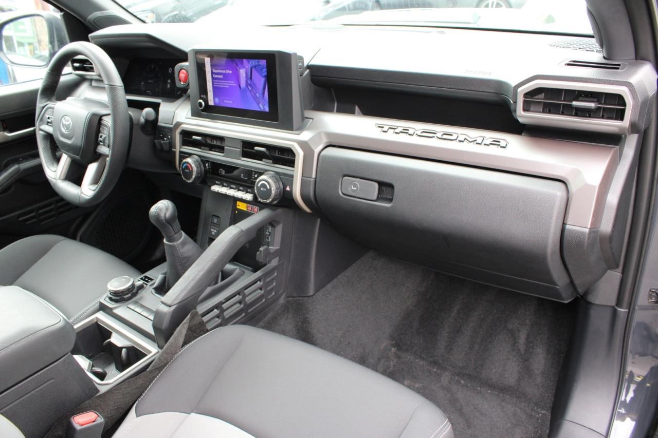 2024 Toyota Tacoma TRD Sport Double Cab 4WD 6 Speed Manual No Acciden Photo