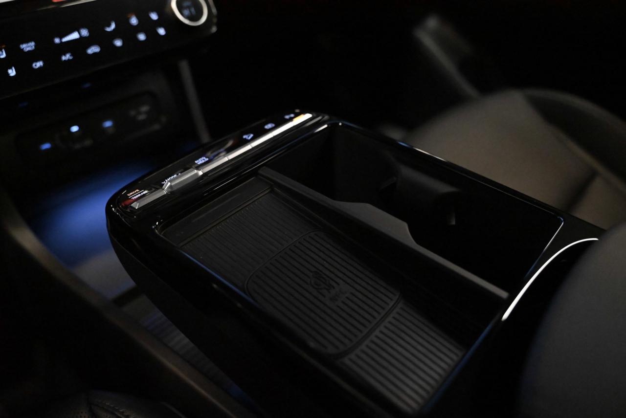 2022 Hyundai Tucson Hybrid Ultimate Hybrid/AWD/ Low kilo/1-owner/ Fully loade Photo