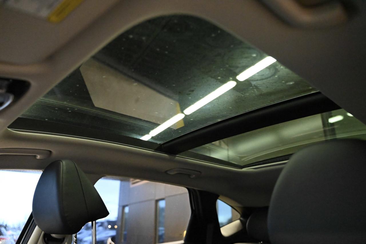 2022 Hyundai Tucson Hybrid Ultimate Hybrid/AWD/ Low kilo/1-owner/ Fully loade Photo