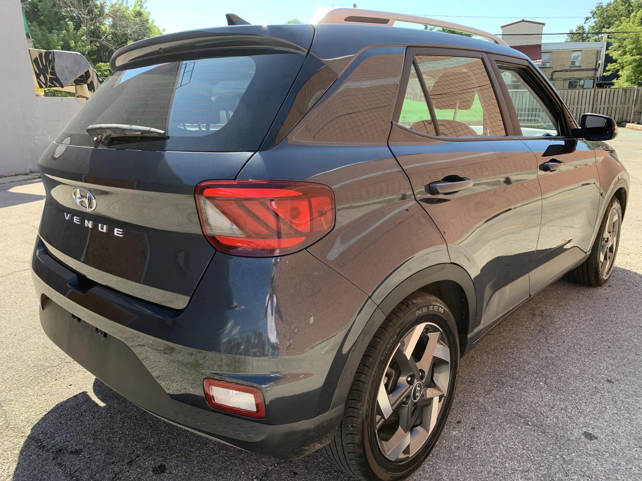 2021 Hyundai Venue Ultimate IVT / !!! 65780 KMS !!! CAR PLAY /NAVI !! Photo