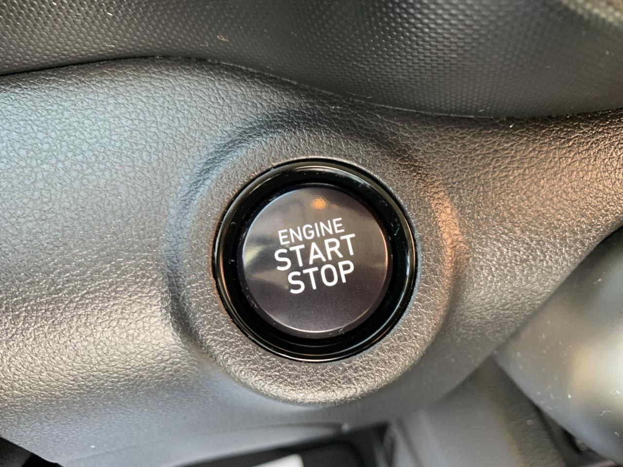 2021 Hyundai Venue Ultimate IVT / !!! 65780 KMS !!! CAR PLAY /NAVI !! Photo