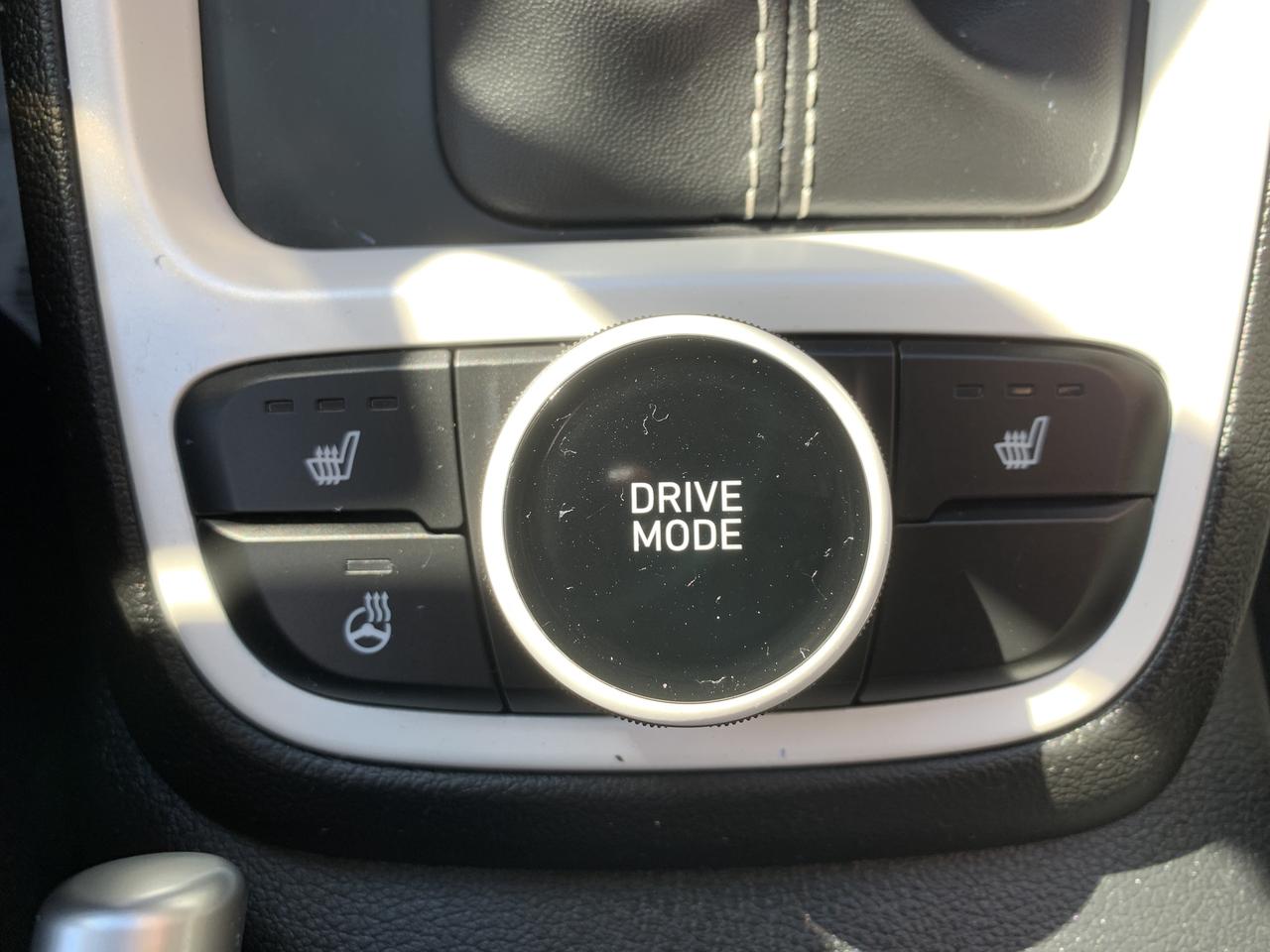 2021 Hyundai Venue Ultimate  / !!! 65780 KMS !!! CAR PLAY /NAVI !! Photo