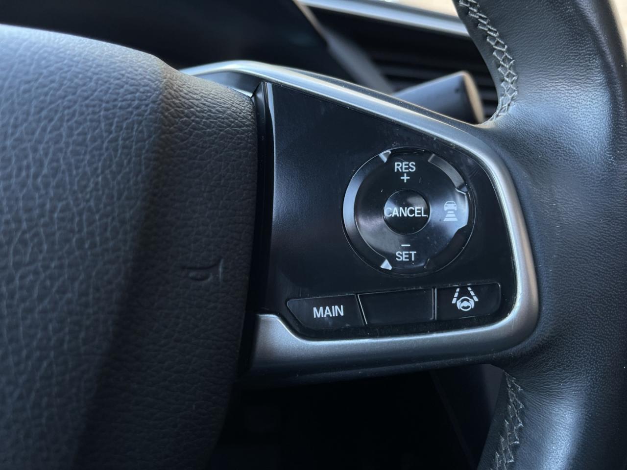 2020 Honda Civic EX Pearl white   Sunroof   Push Start   Honda Sens Photo