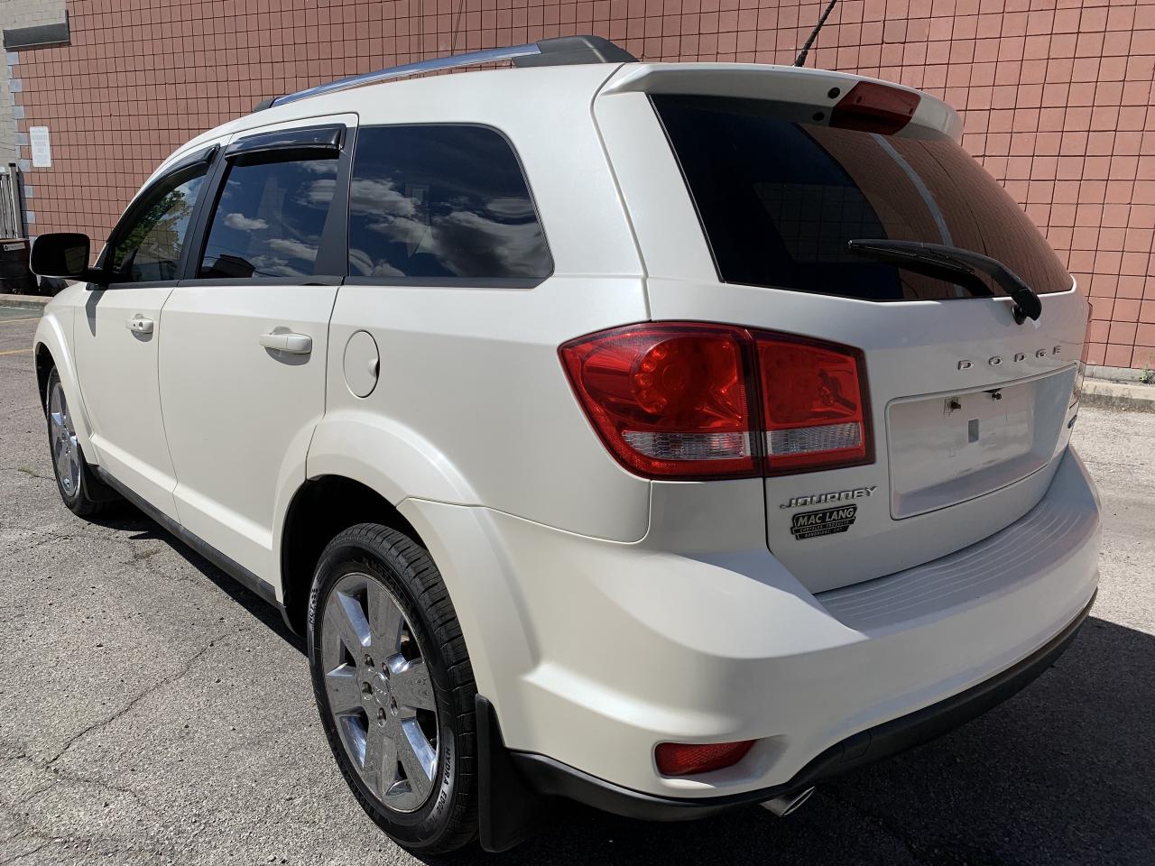 2012 Dodge Journey SXT / CREW !!! ONLY 105415 KMS !! RUST PROOFING !! Photo2