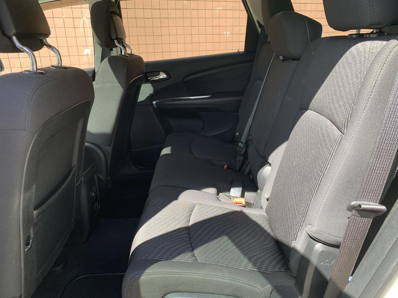 2012 Dodge Journey SXT / CREW !!! ONLY 105415 KMS !! RUST PROOFING !! Photo