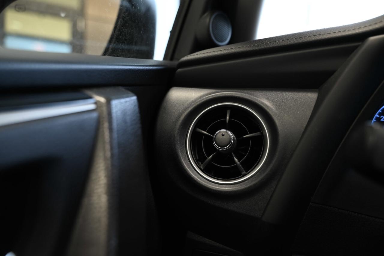 2018 Toyota Corolla  Photo