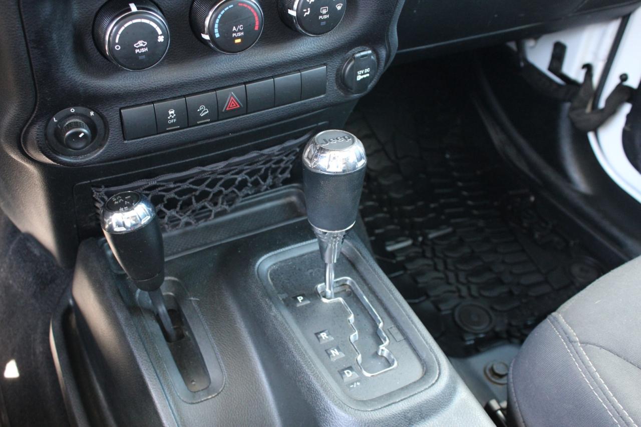 2018 Jeep Wrangler JK Unlimited Sport 4WD No Accident $96/Weekly Cert Photo