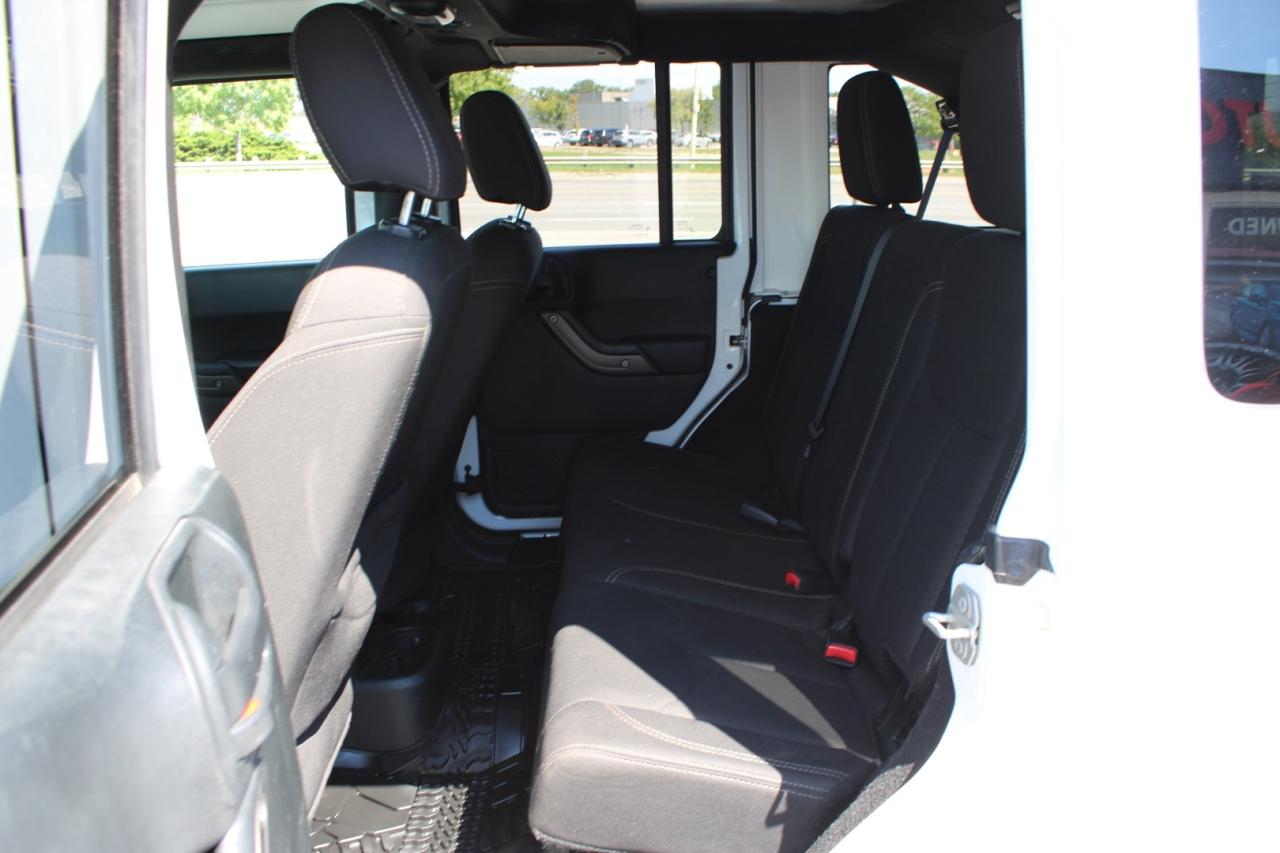 2018 Jeep Wrangler JK Unlimited Sport 4WD No Accident $96/Weekly Cert Photo