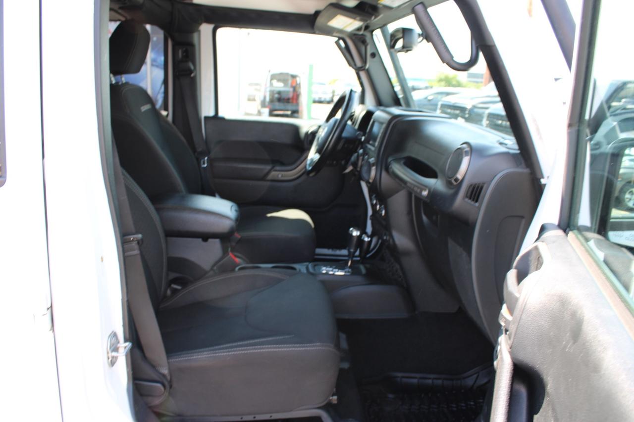 2018 Jeep Wrangler JK Unlimited Sport 4WD No Accident $96/Weekly Cert Photo