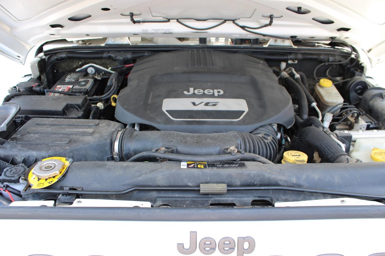 2018 Jeep Wrangler JK Unlimited Sport 4WD No Accident $96/Weekly Cert Photo