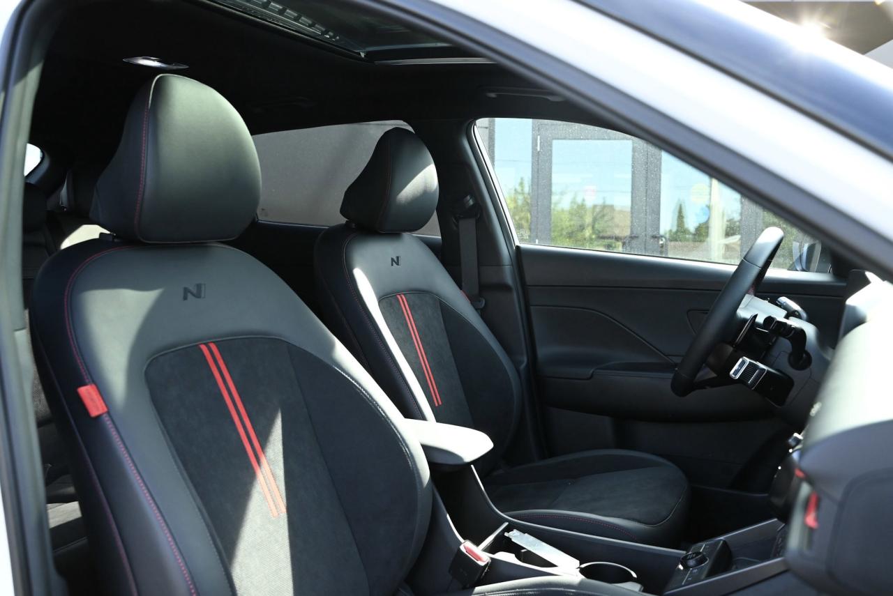2025 Hyundai KONA N-LINE/ SUEDE SEATS/ FULL DIGITAL 12.3 CLUSTER/ TU Photo