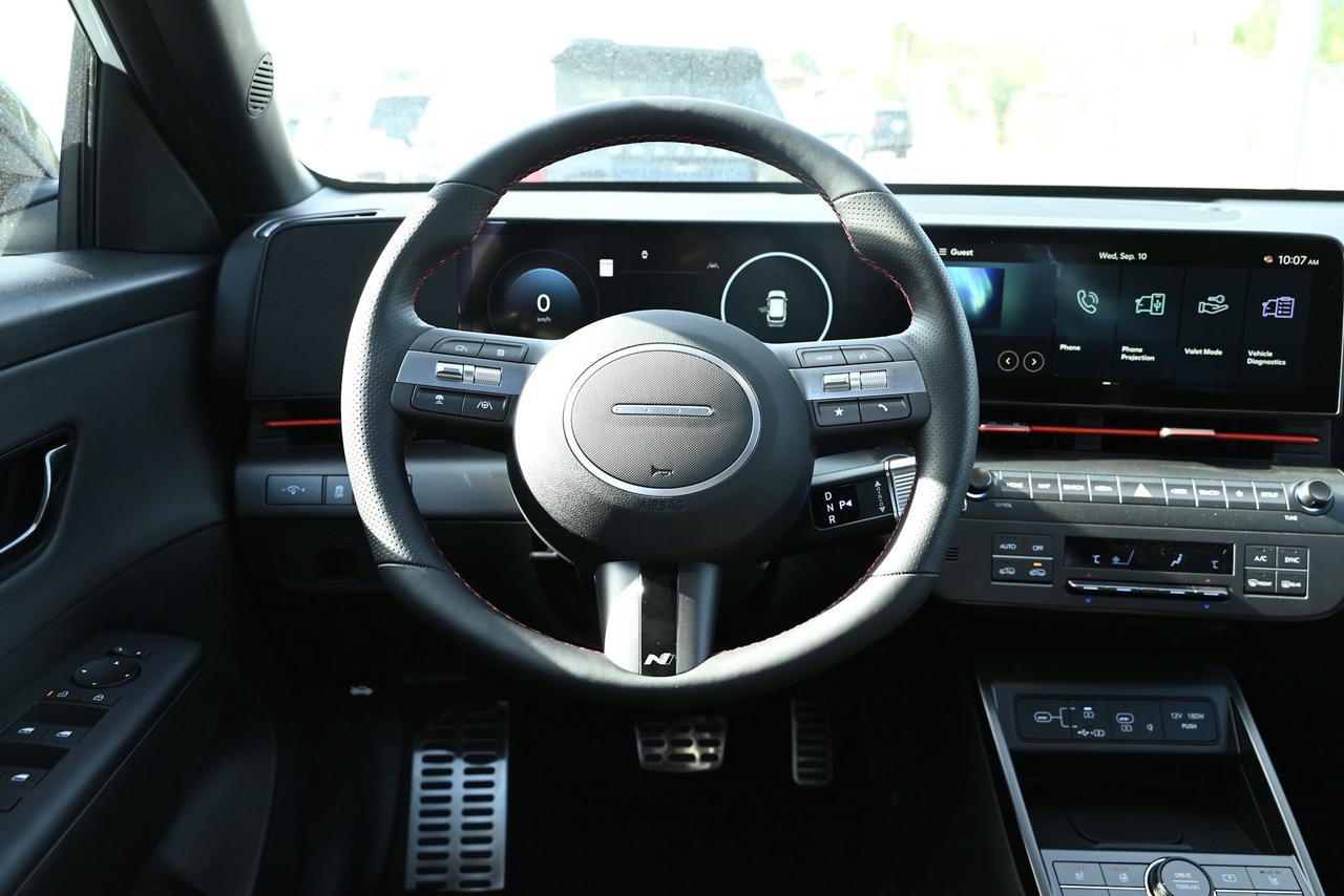 2025 Hyundai KONA 1.6T N Line AWD w/Two-Tone Roof Photo