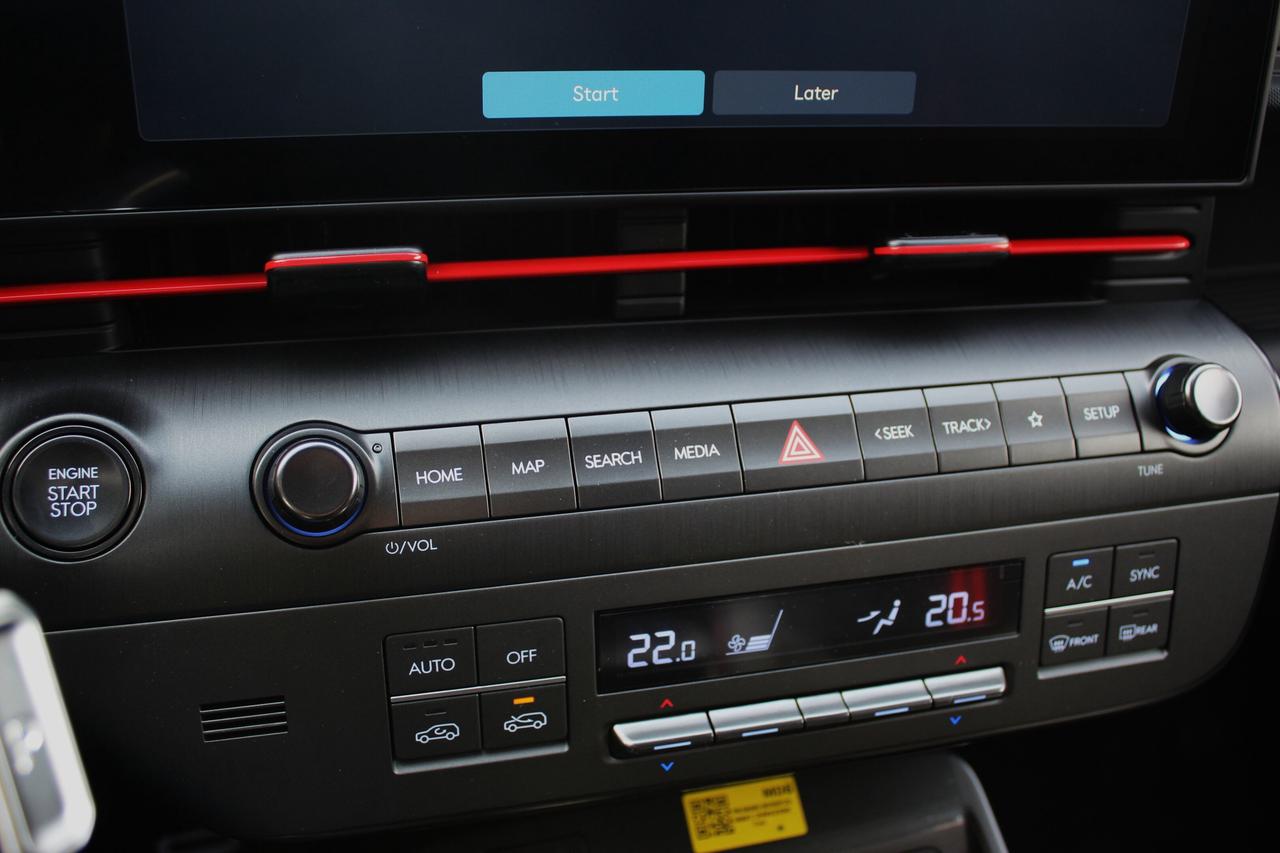2025 Hyundai KONA 1.6T N Line AWD w/Two-Tone Roof Photo
