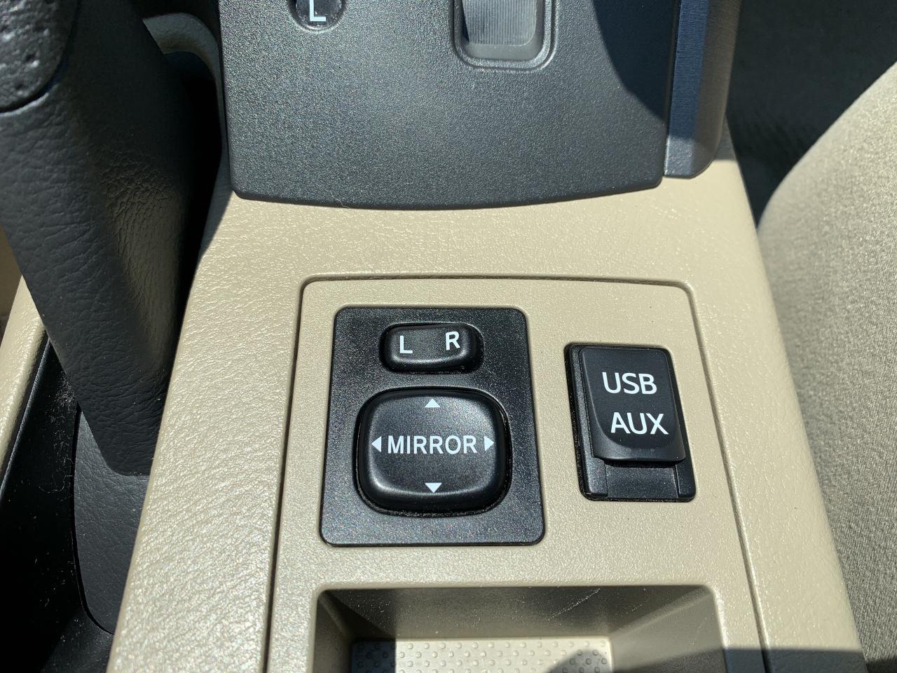 2012 Toyota RAV4 4WD !! 87790 KMS !!! CAR FAX CLN !!!  CERTIFIED !! Photo