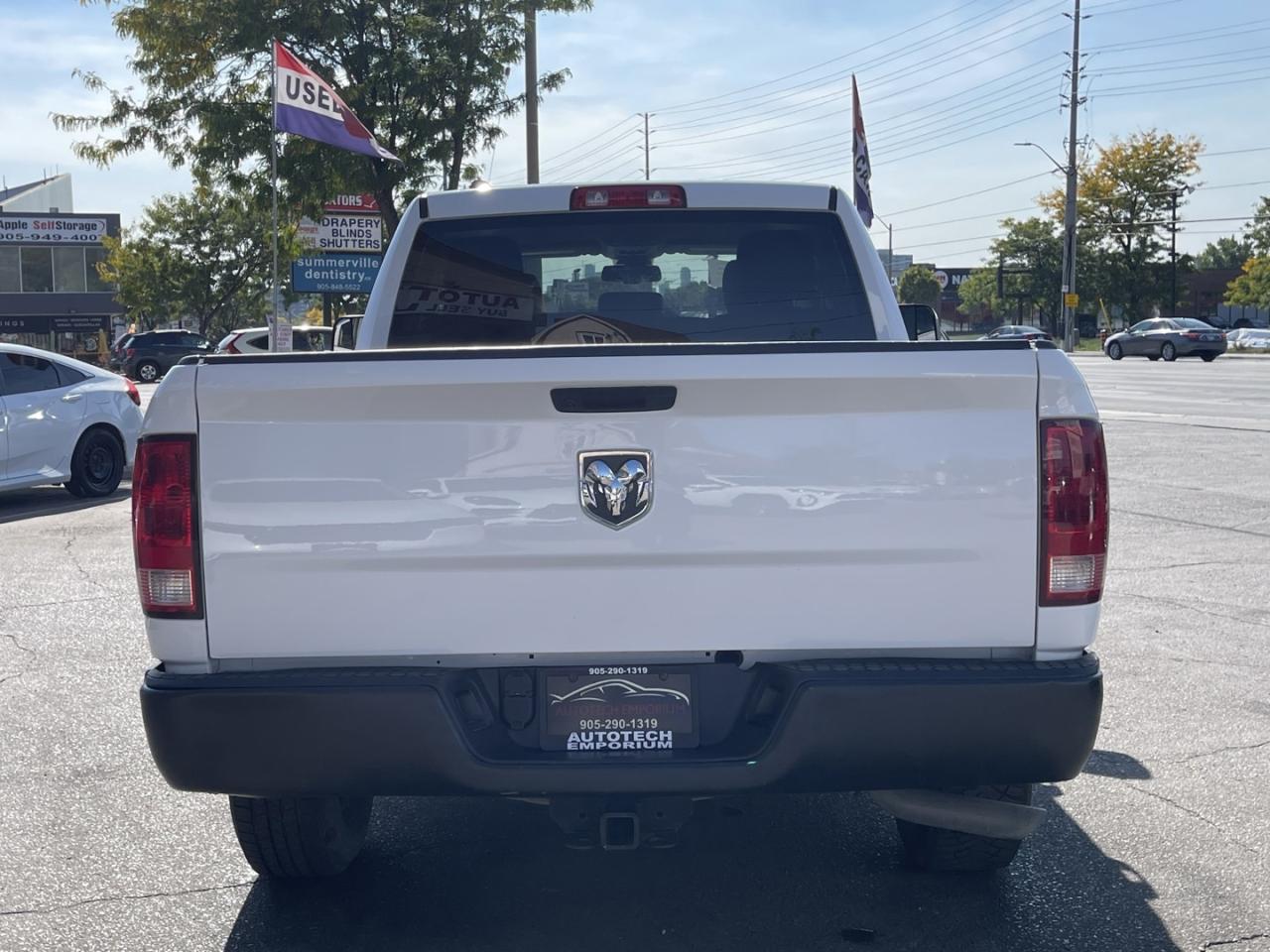 2021 RAM 1500 Classic Tradesman 6'4 BOX / Remote Start / Rev Cam Photo3