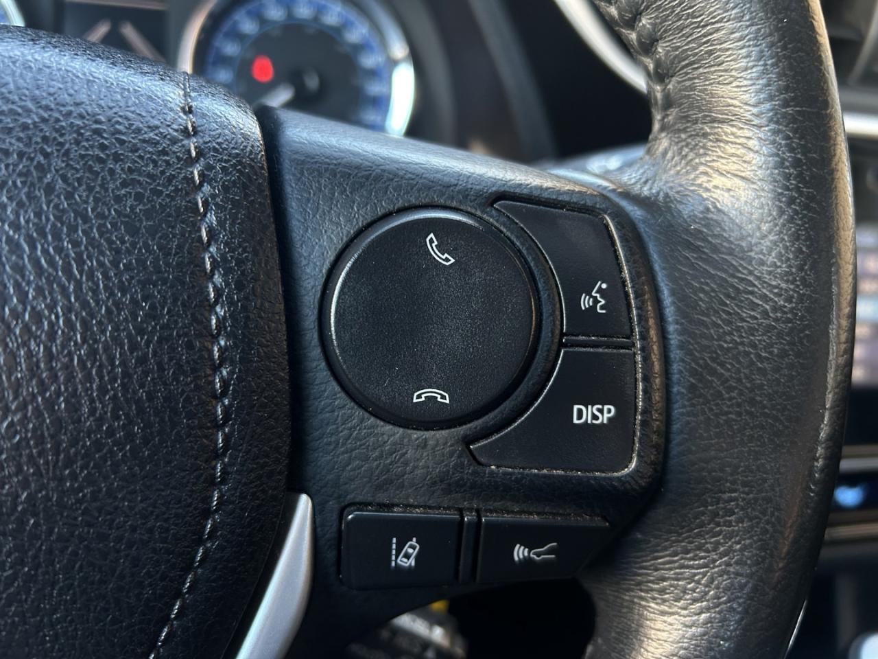 2018 Toyota Corolla LE PLUS   Sunroof   Htd Steering   Lane Dep Photo