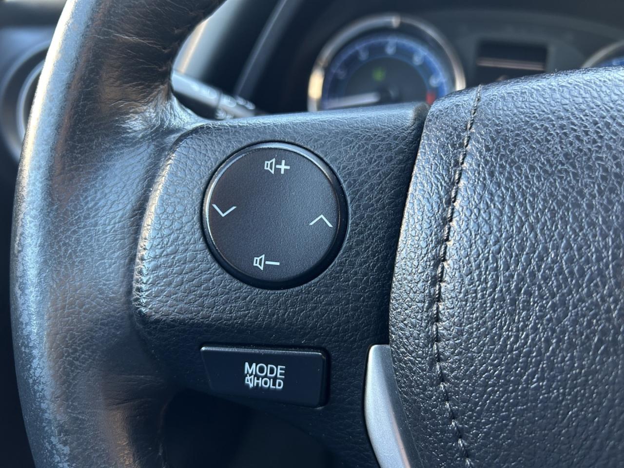 2018 Toyota Corolla LE PLUS   Sunroof   Htd Steering   Lane Dep Photo