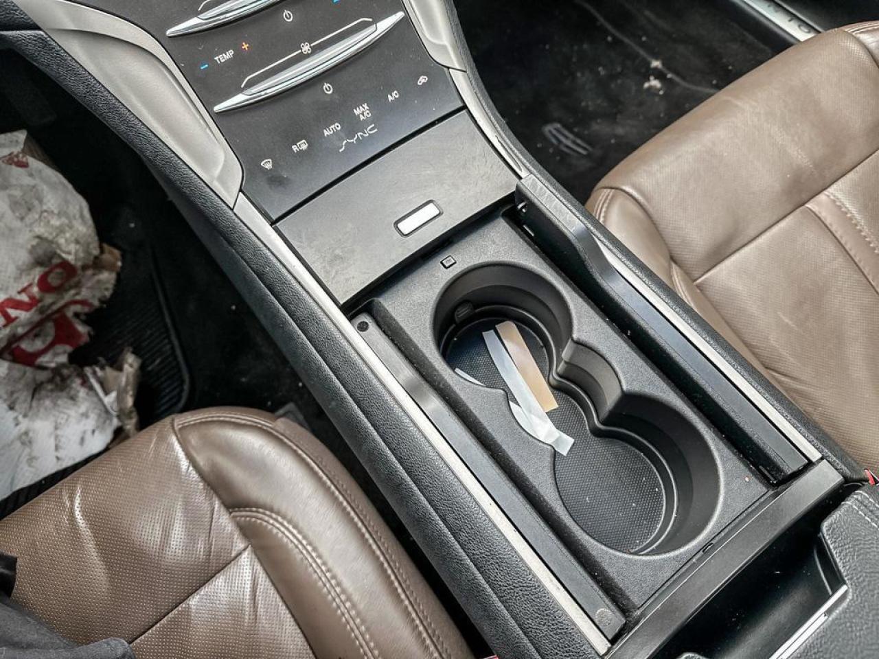 2016 Lincoln MKZ Hybrid Photo