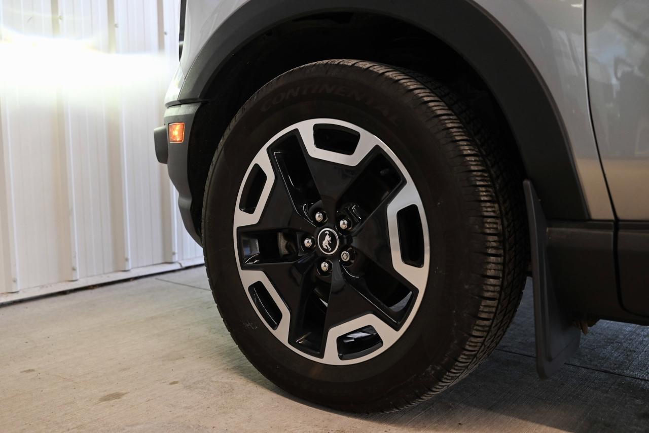 2021 Ford Bronco Sport Outer Banks/ 4x4/ 1-OWNER/ Service History /Fully Photo