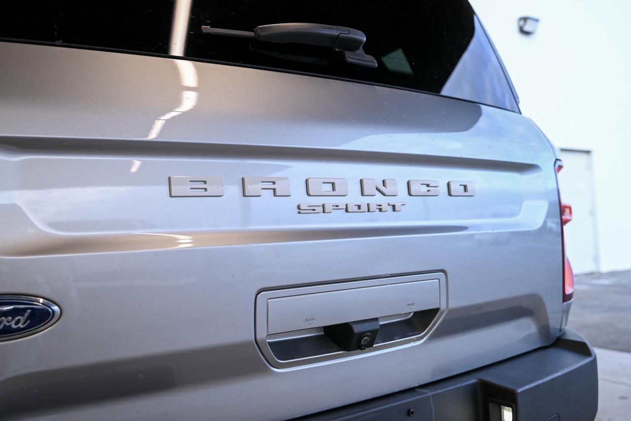 2021 Ford Bronco Sport Outer Banks/ 4x4/ 1-OWNER/ Service History /Fully Photo