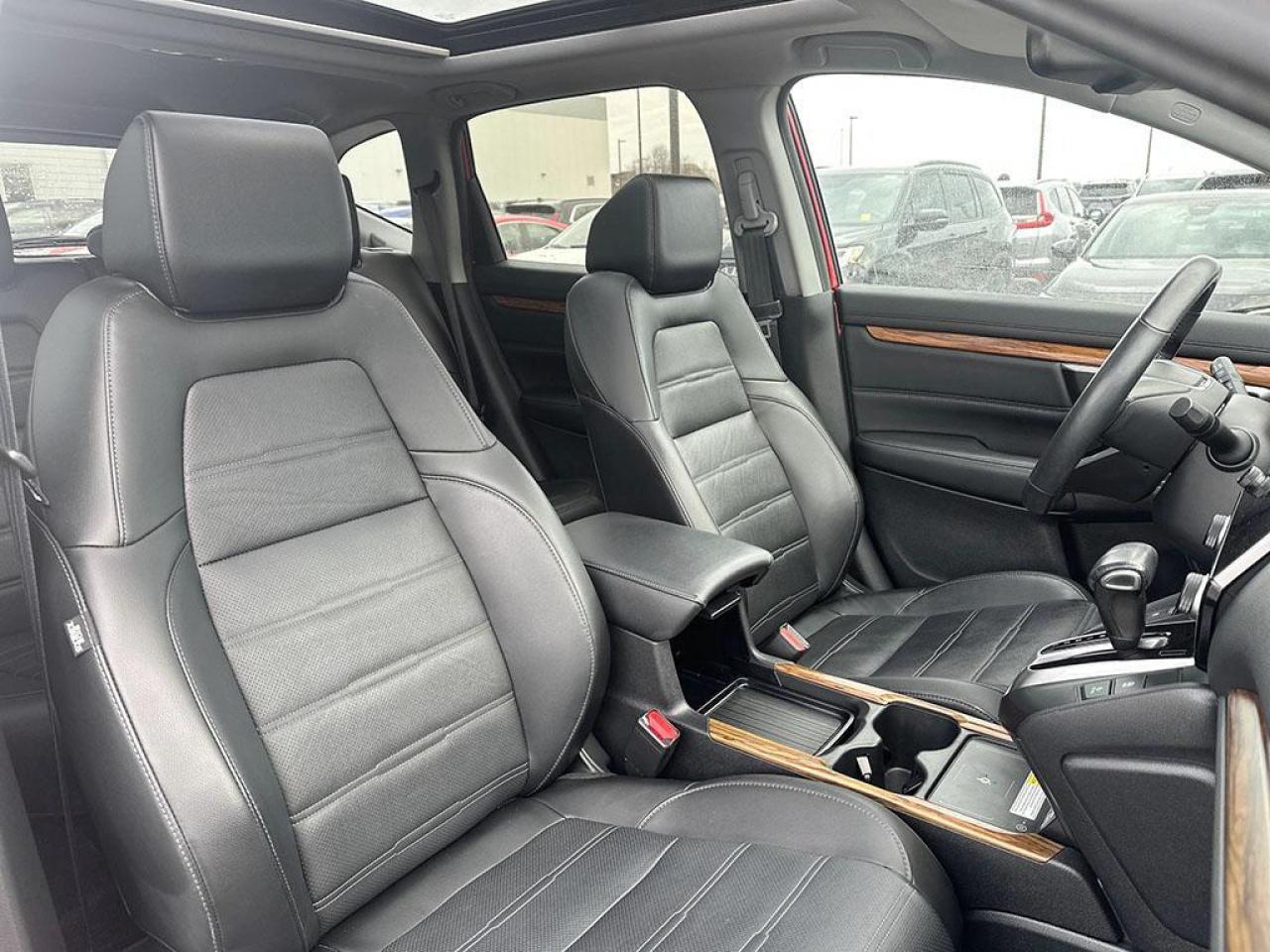 2020 Honda CR-V Touring Photo