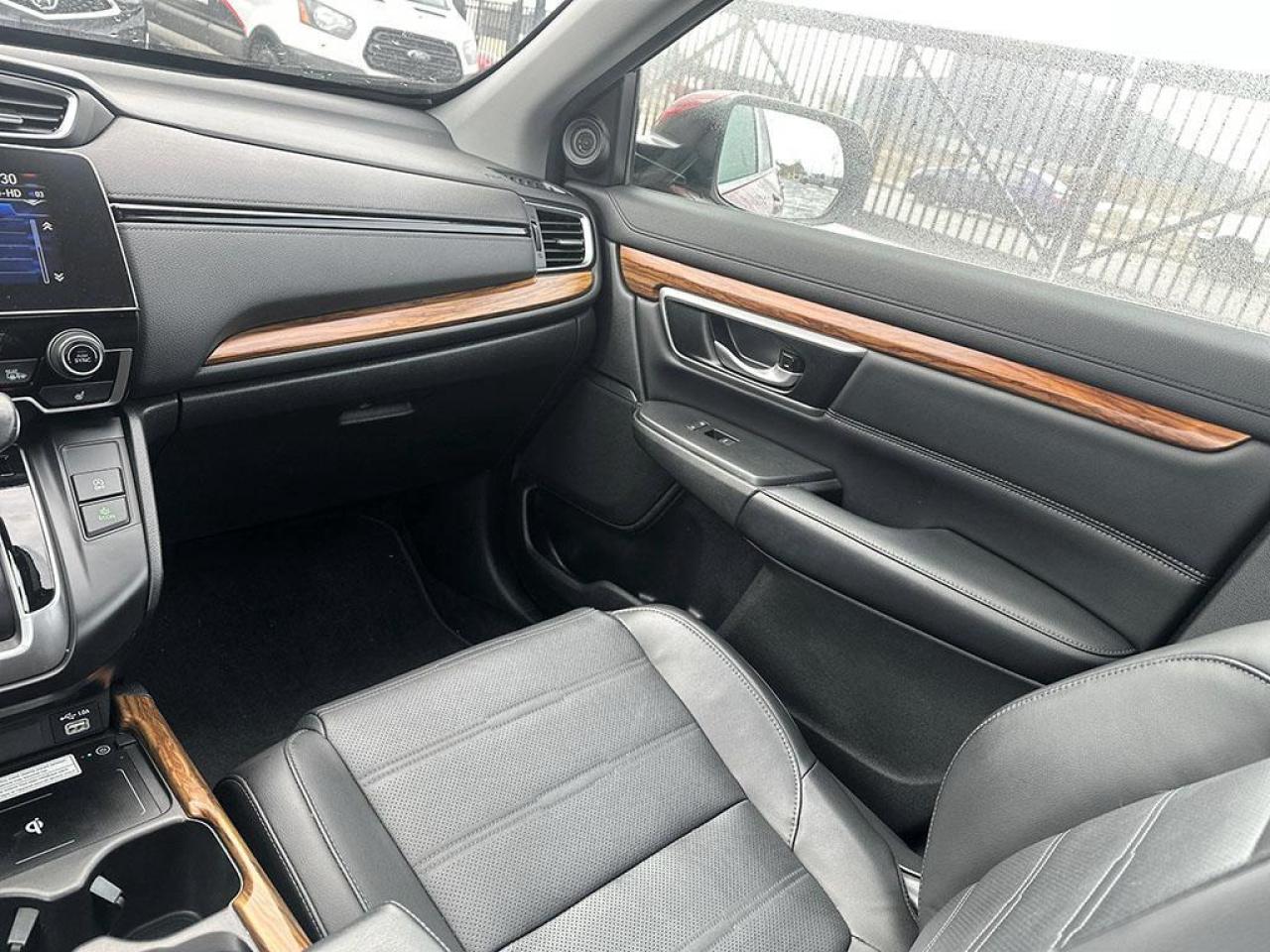 2020 Honda CR-V Touring Photo