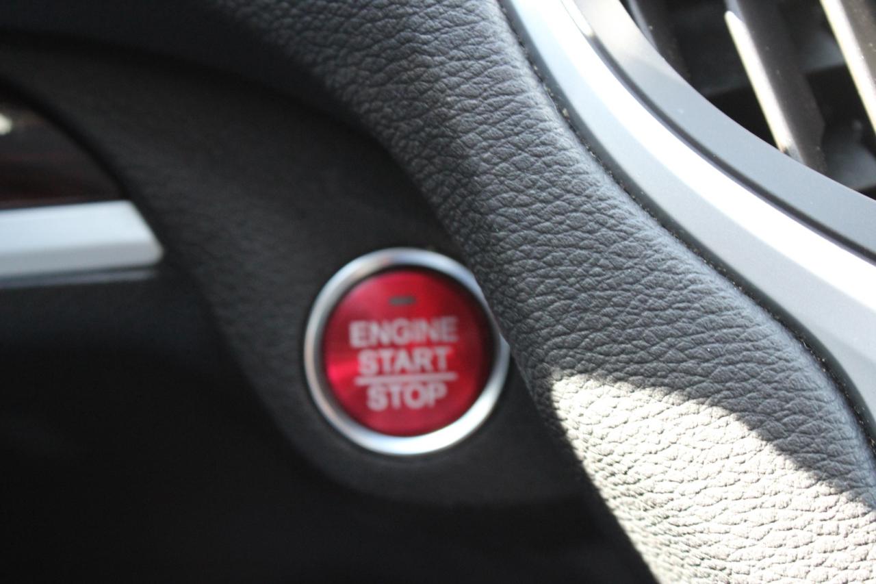 2017 Acura TLX SH-AWD w/Technology Package $91/Weekly Certified Photo