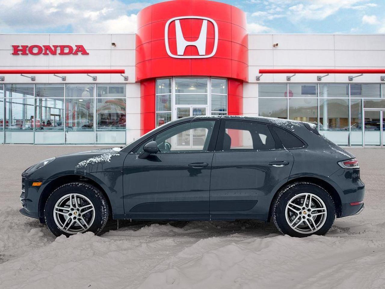 2021 Porsche Macan Base Photo2